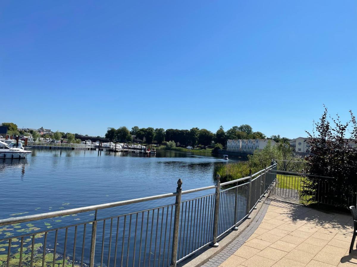 Five Bedroom Waterfront House Carrick on Shannon Zewnętrze zdjęcie