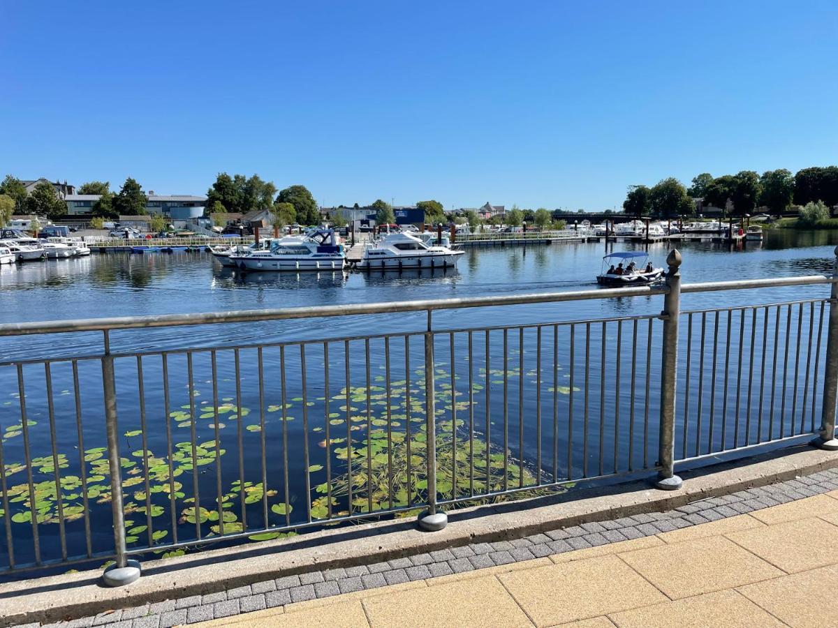 Five Bedroom Waterfront House Carrick on Shannon Zewnętrze zdjęcie